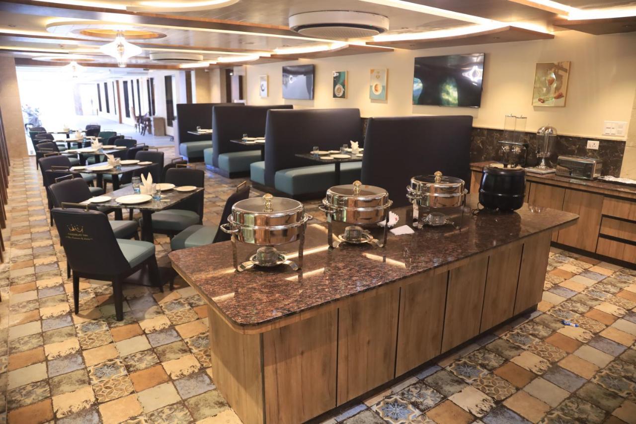 Kings Bury Inn Кумбаконам Екстериор снимка