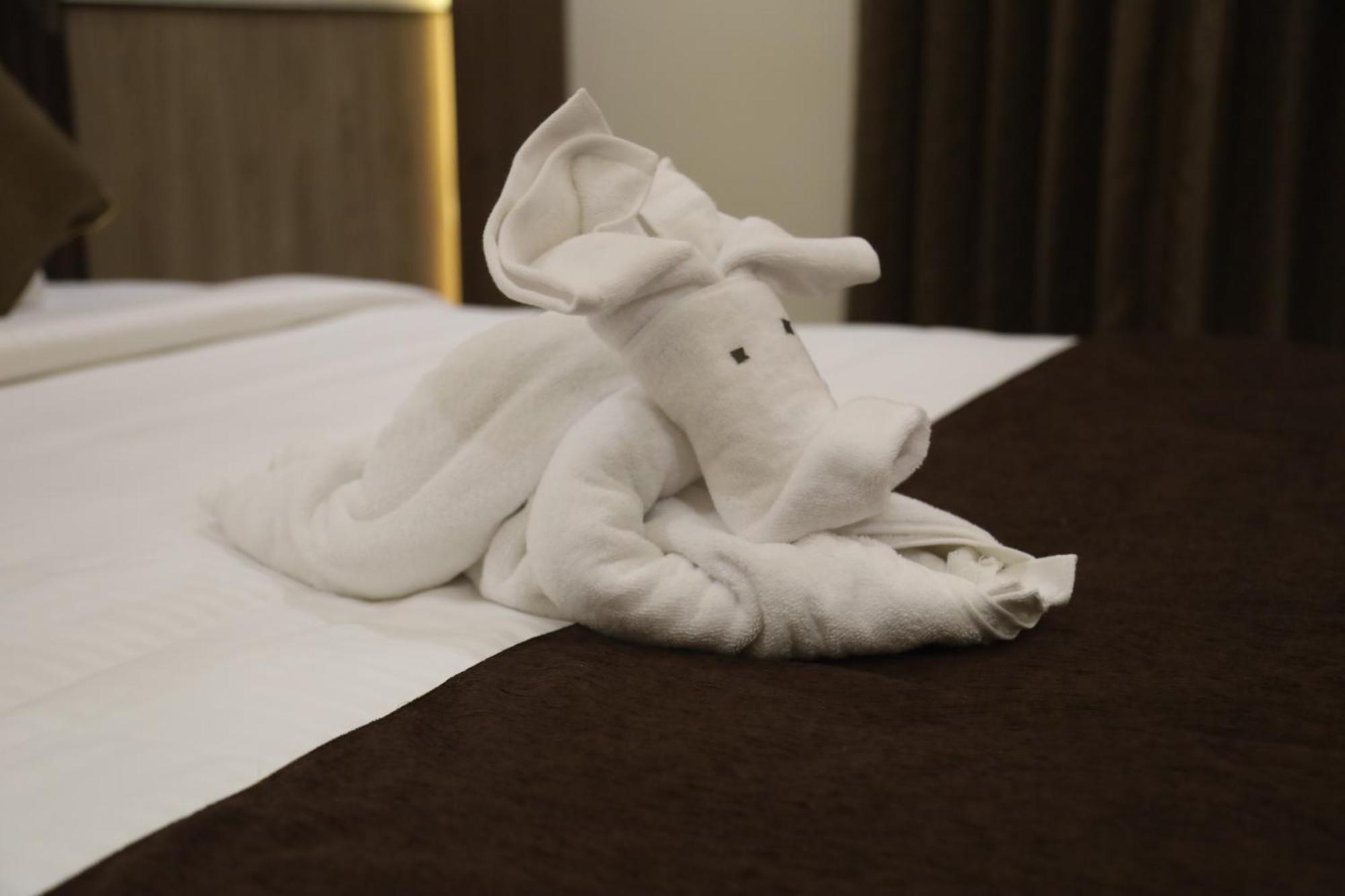 Kings Bury Inn Кумбаконам Екстериор снимка
